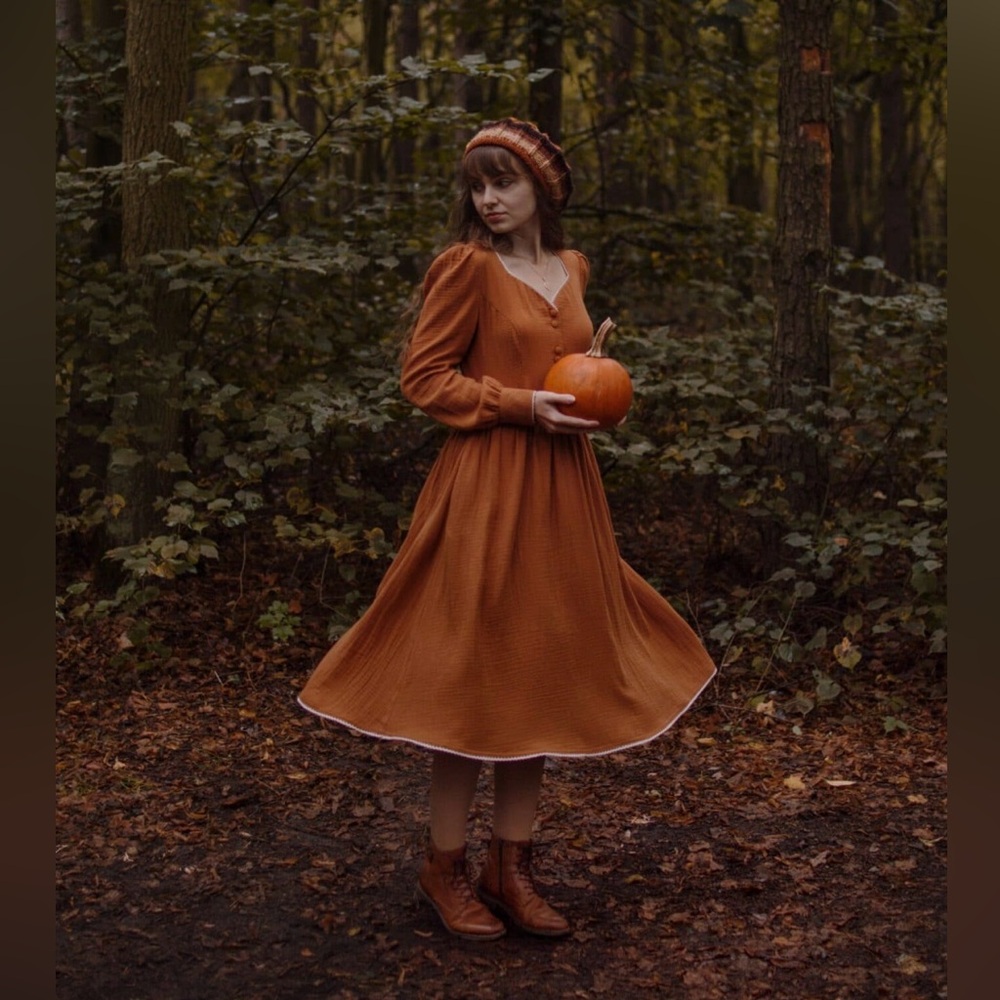Revintaria Vintage Inspired Tatiana Dress